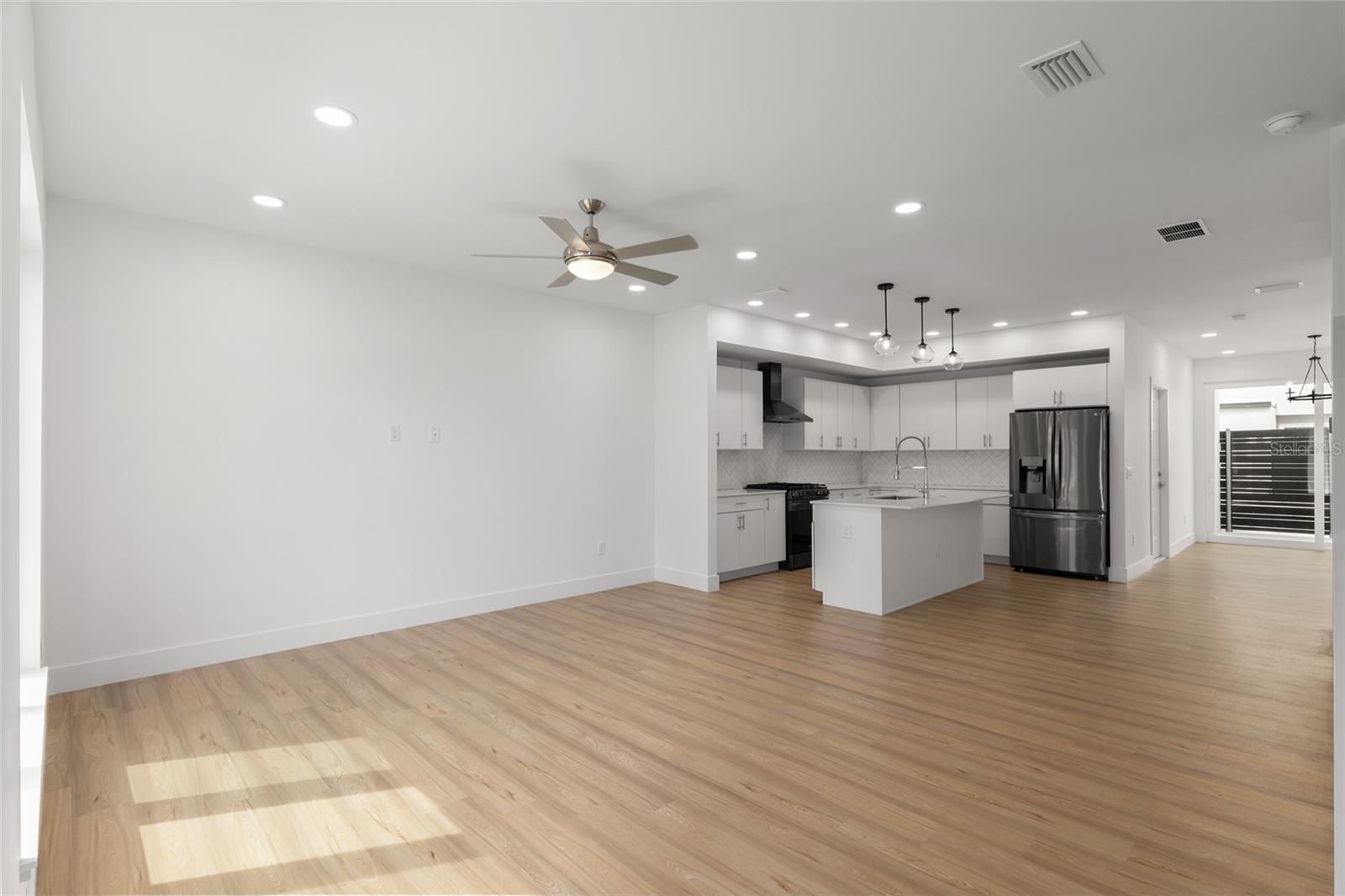 Image 8 of 71 For 3288 49th Terrace