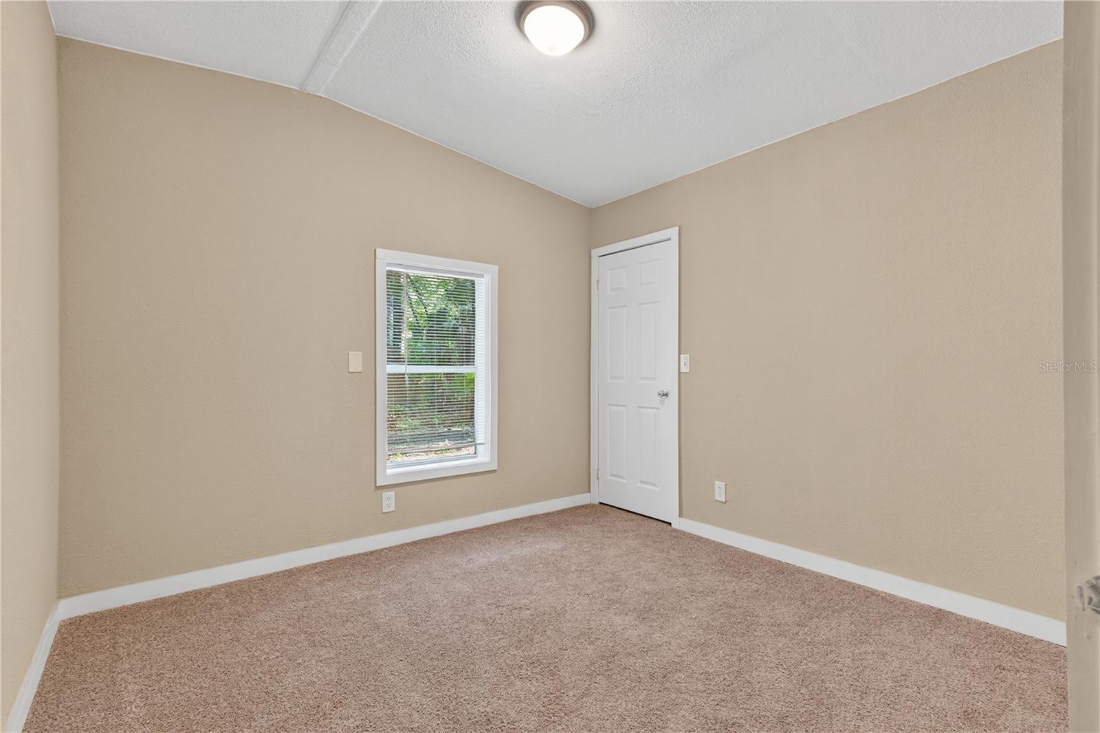 Image 32 of 44 For 149 617th Street