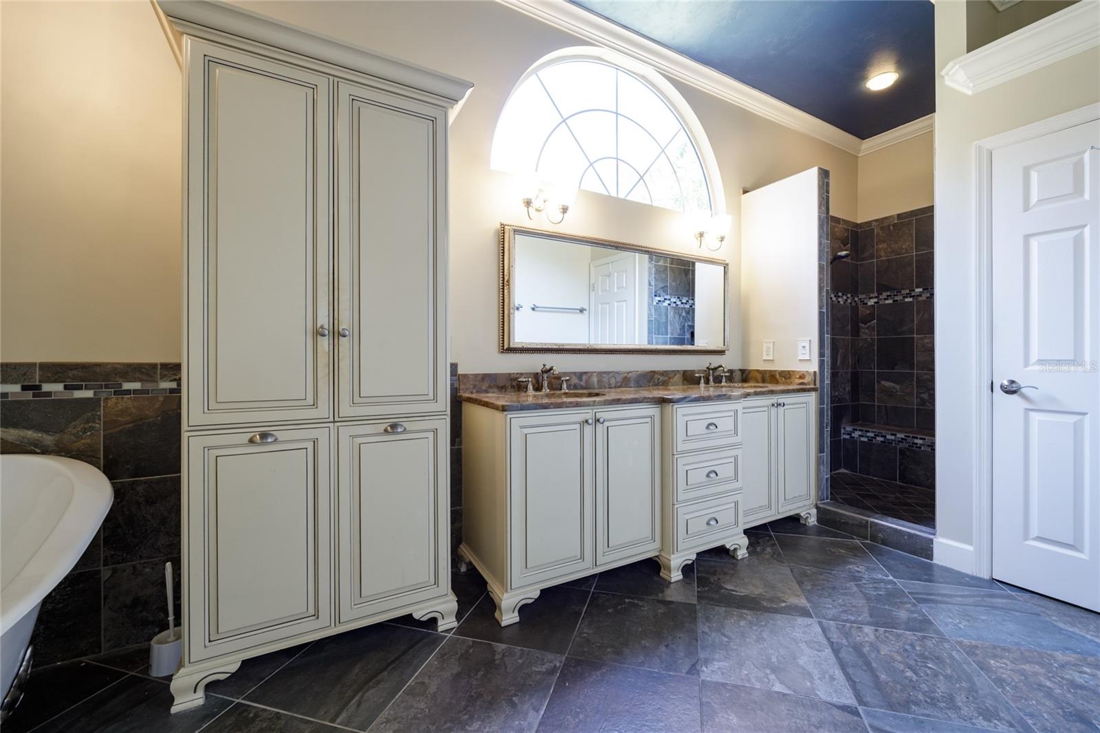 Image 33 of 60 For 4034 98th Terrace