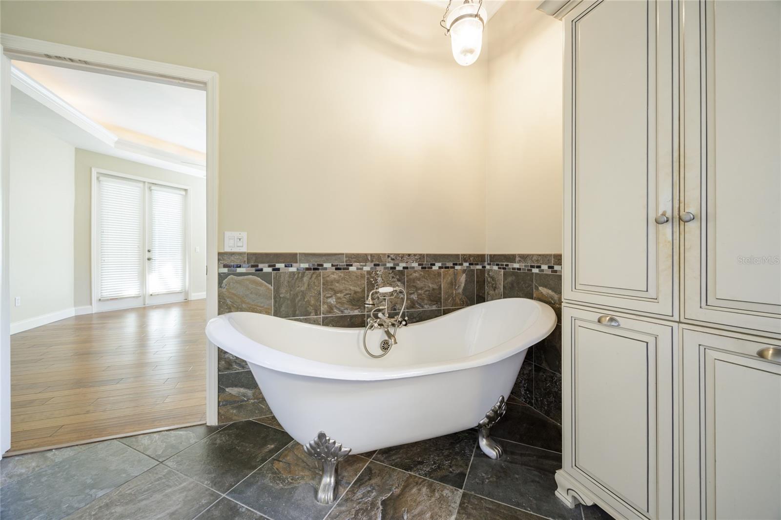 Image 35 of 60 For 4034 98th Terrace