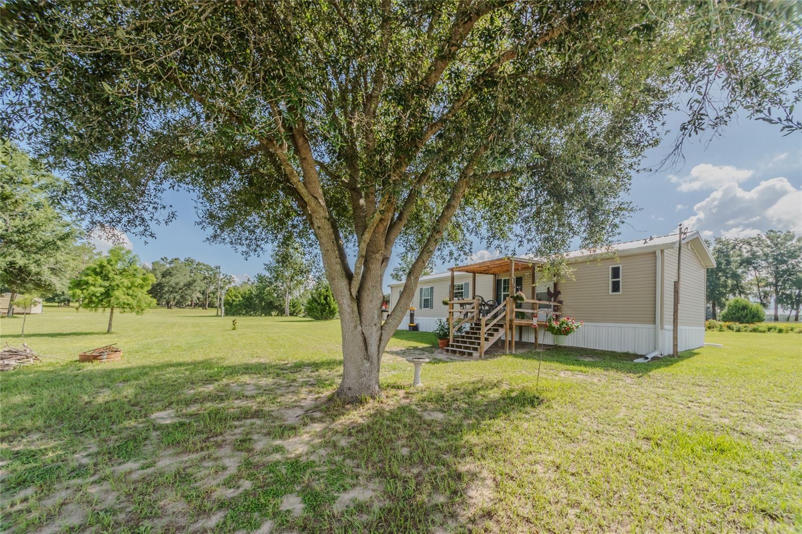 Image 18 of 39 For 950 Jordan Street