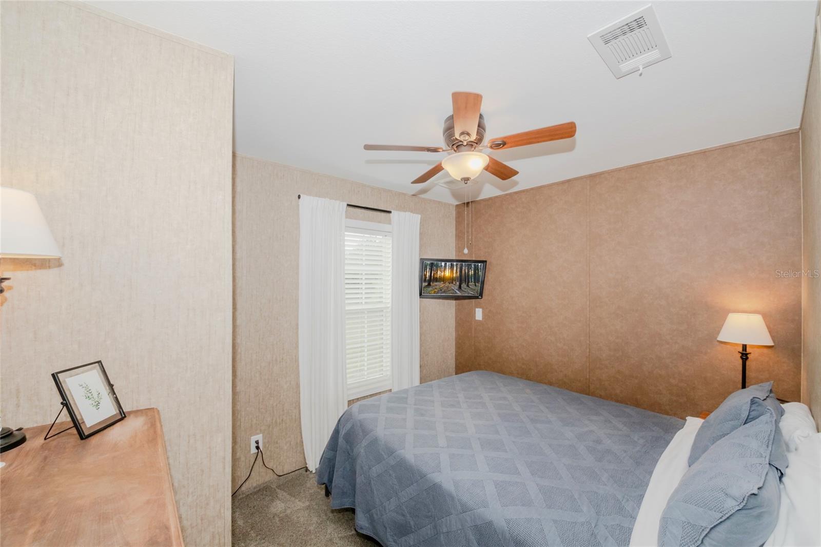 Image 31 of 39 For 950 Jordan Street