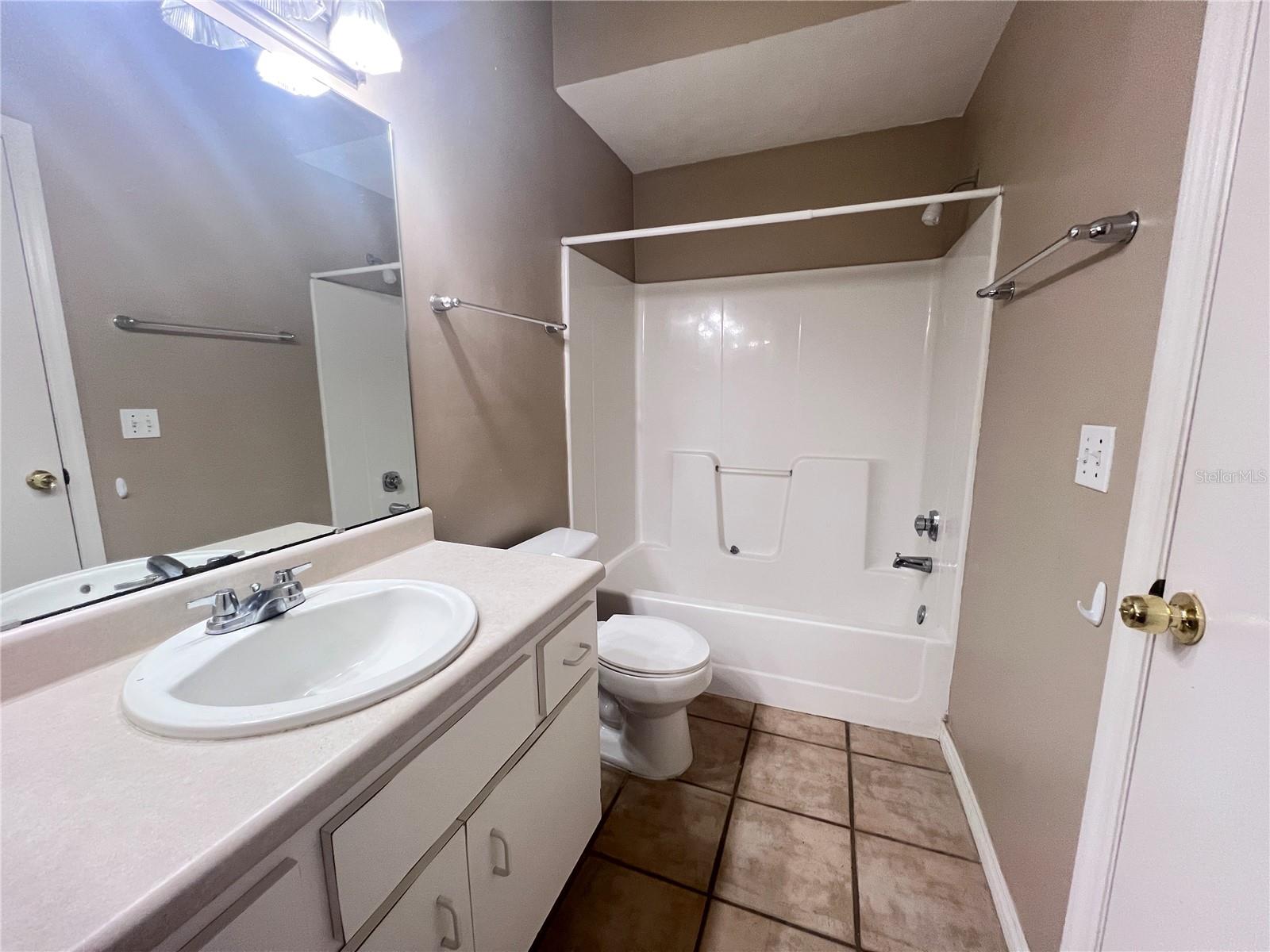 Image 10 of 35 For 4700 Archer Road M-90