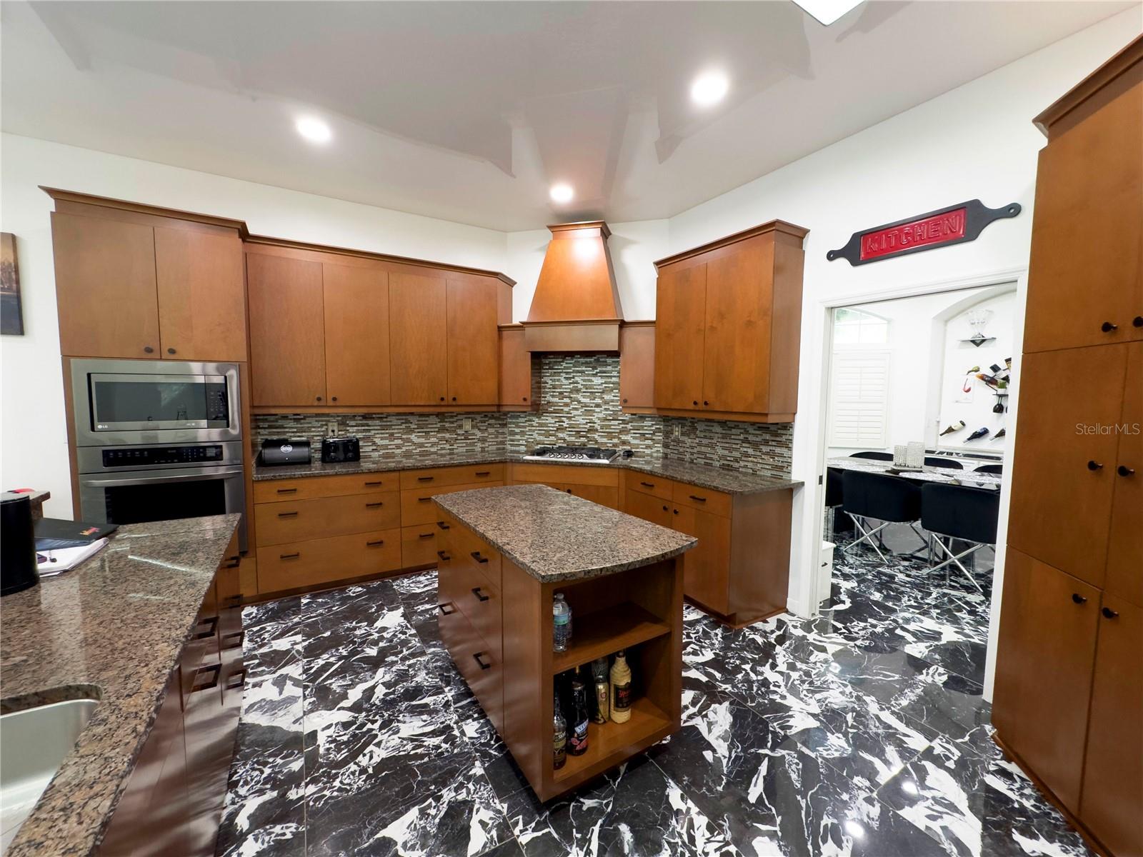 Image 8 of 49 For 8701 46th Lane