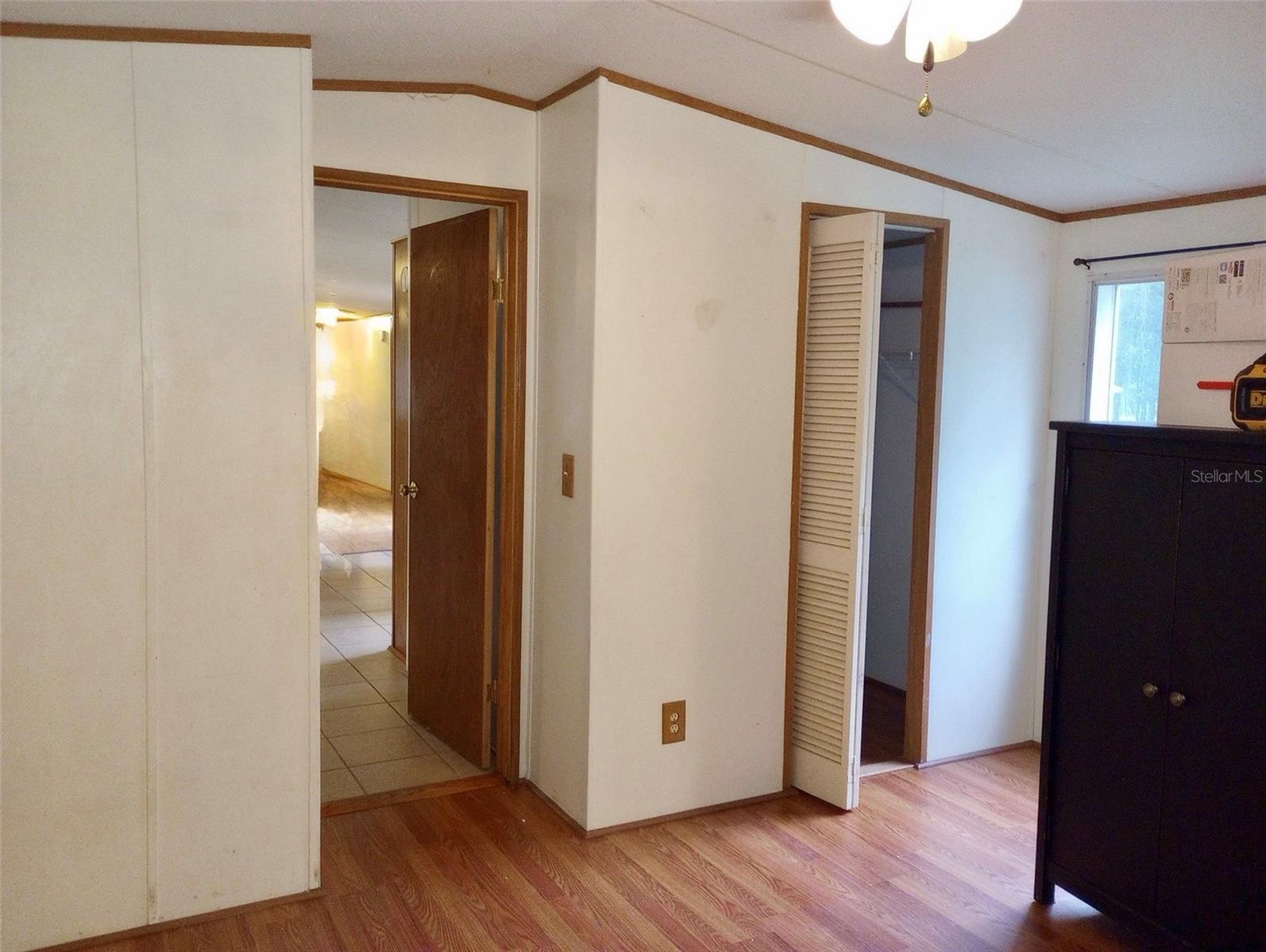 Image 6 of 28 For 23216 35th Avenue