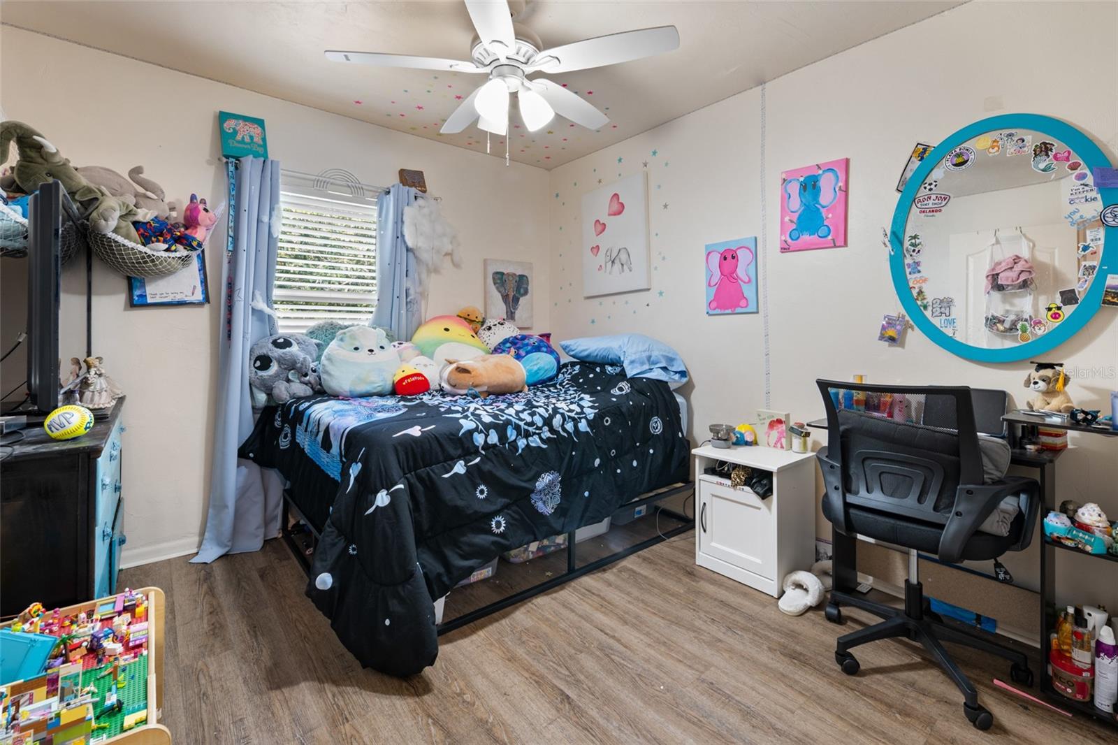 Image 27 of 33 For 501 75th Street F13