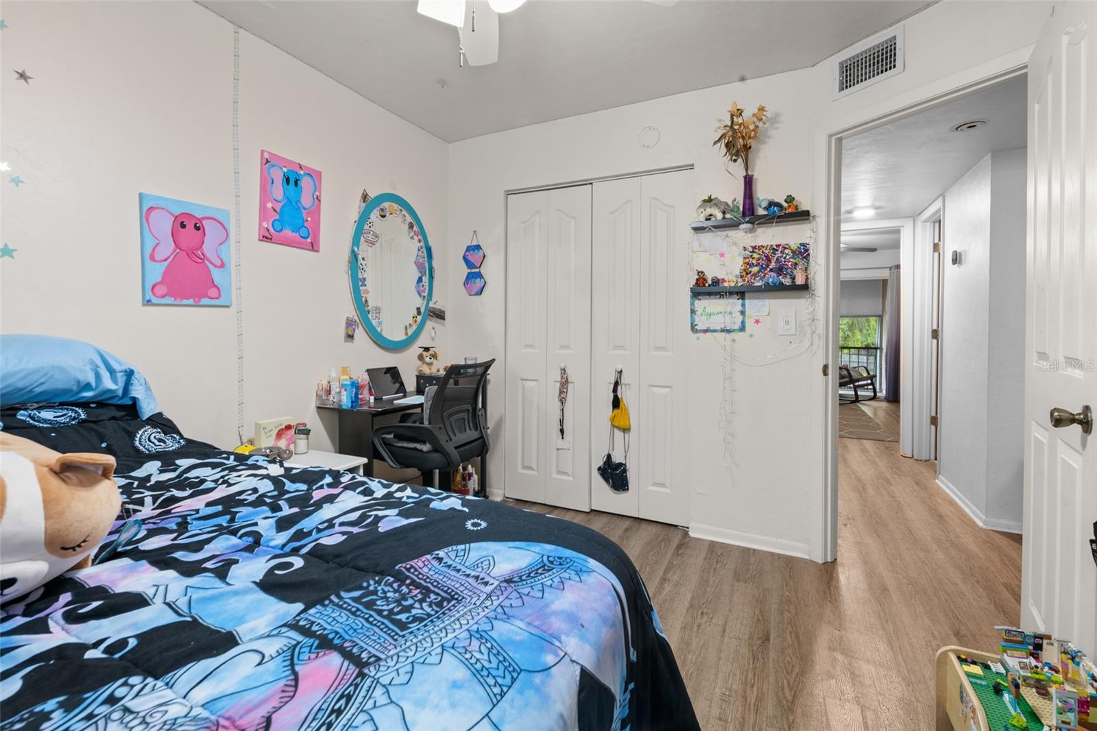 Image 28 of 33 For 501 75th Street F13