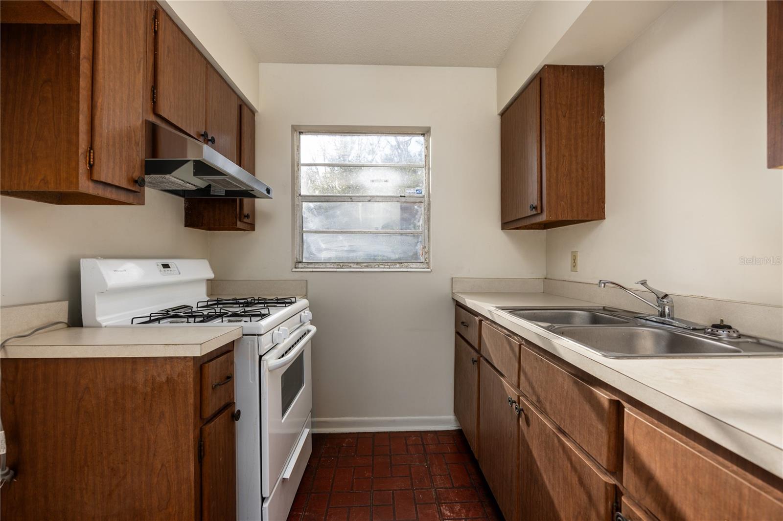 Image 13 of 29 For 3818 13th Street
