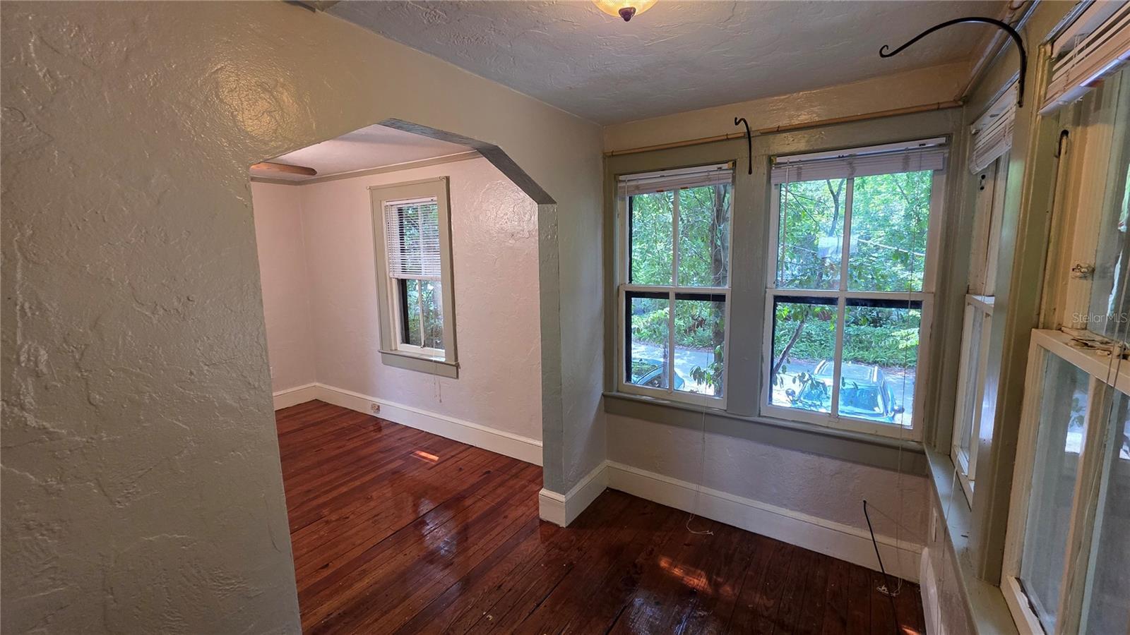 Image 3 of 10 For 1317 7th Avenue