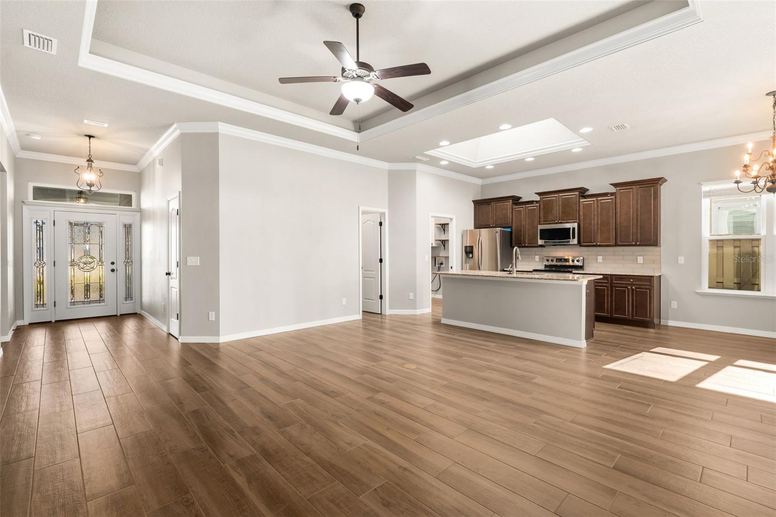 Image 4 of 31 For 6253 46th Drive