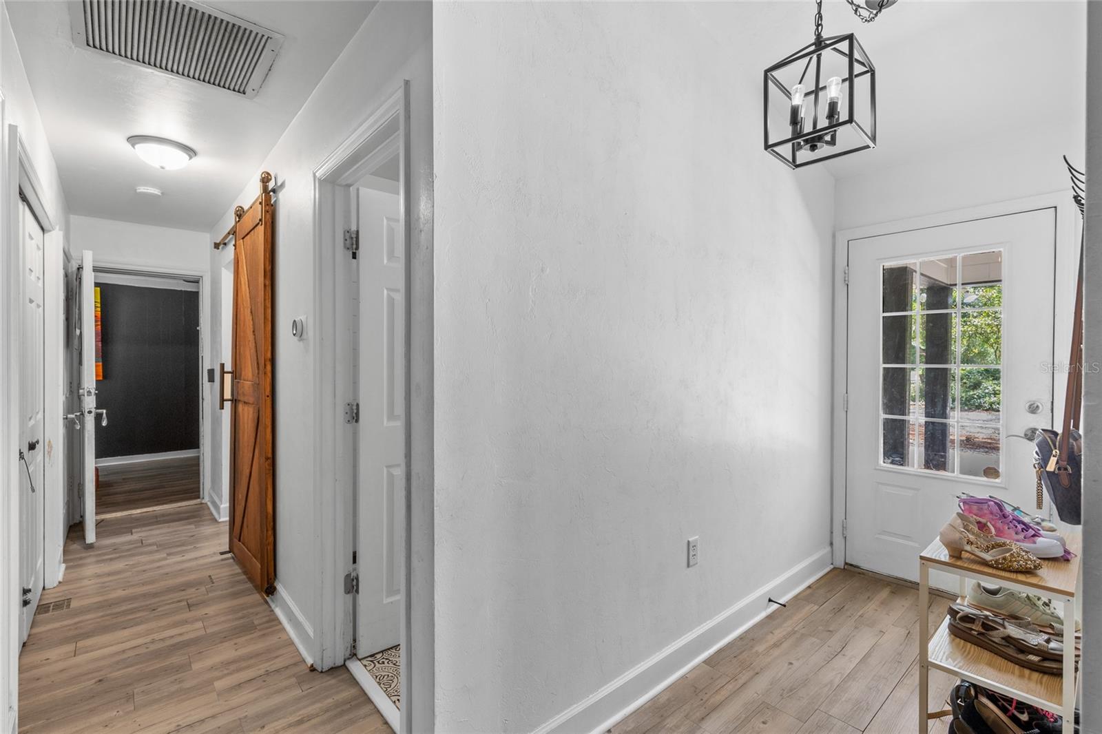 Image 18 of 34 For 5309 60th Avenue