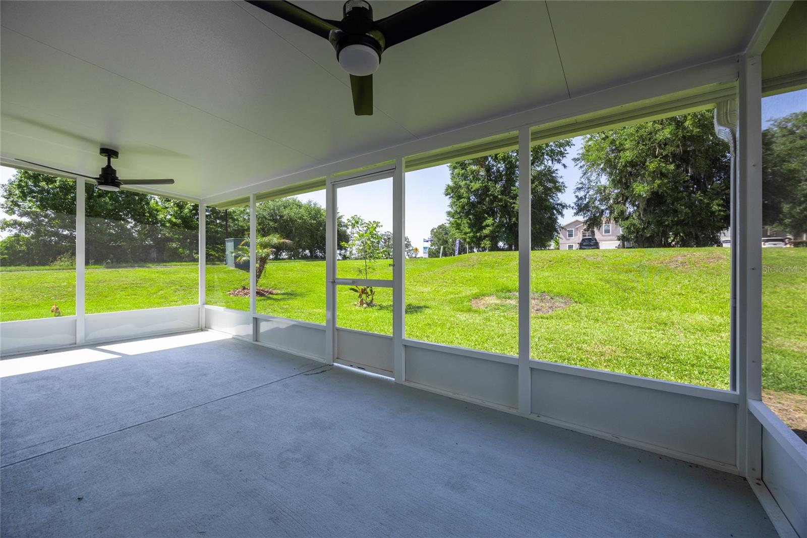 Image 50 of 51 For 14384 160 Lane