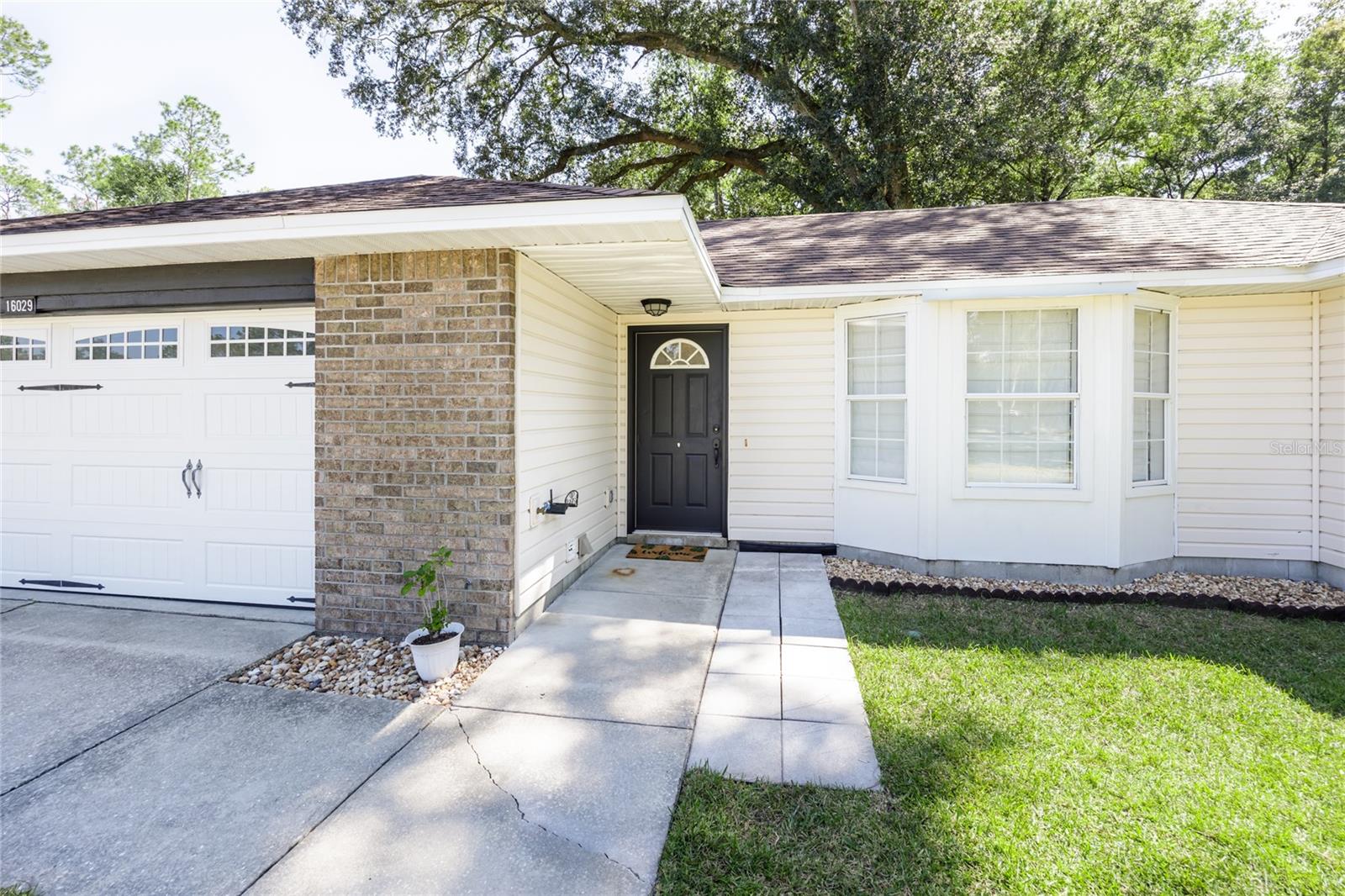Image 6 of 49 For 16029 120th Place