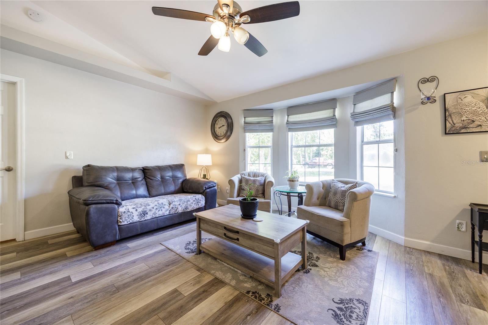 Image 8 of 49 For 16029 120th Place