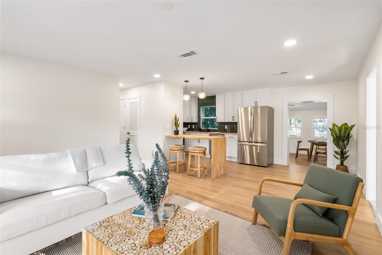 Image 19 of 29 For 5630 27th Terrace