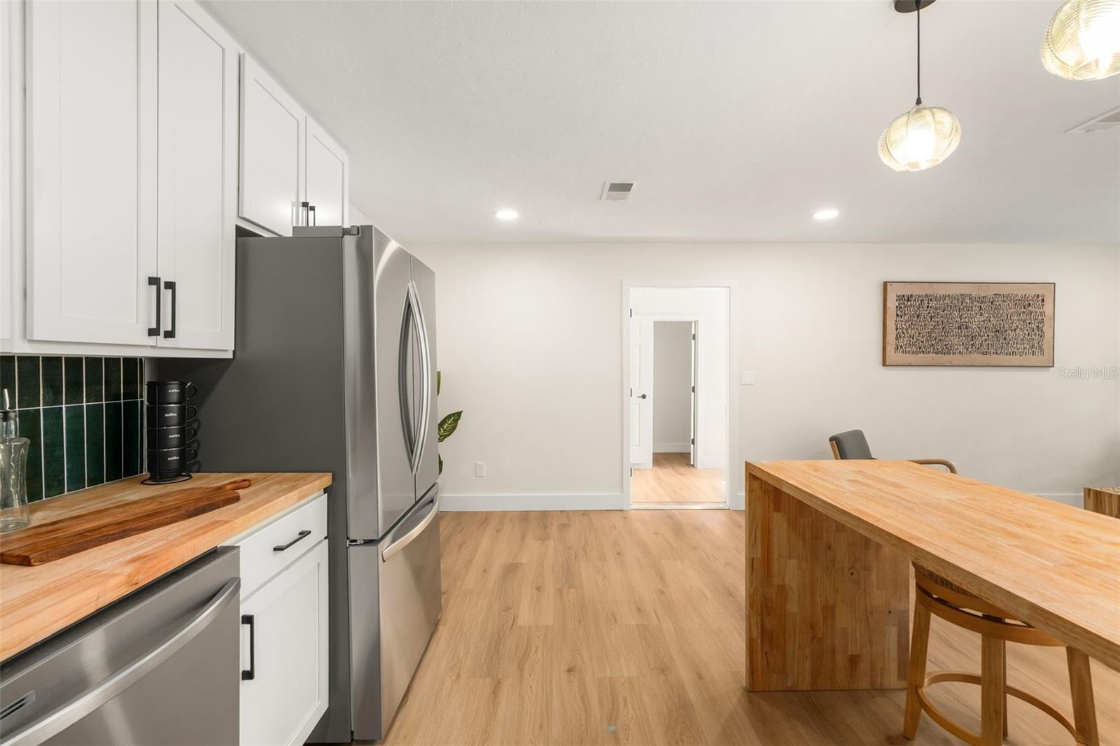 Image 23 of 29 For 5630 27th Terrace