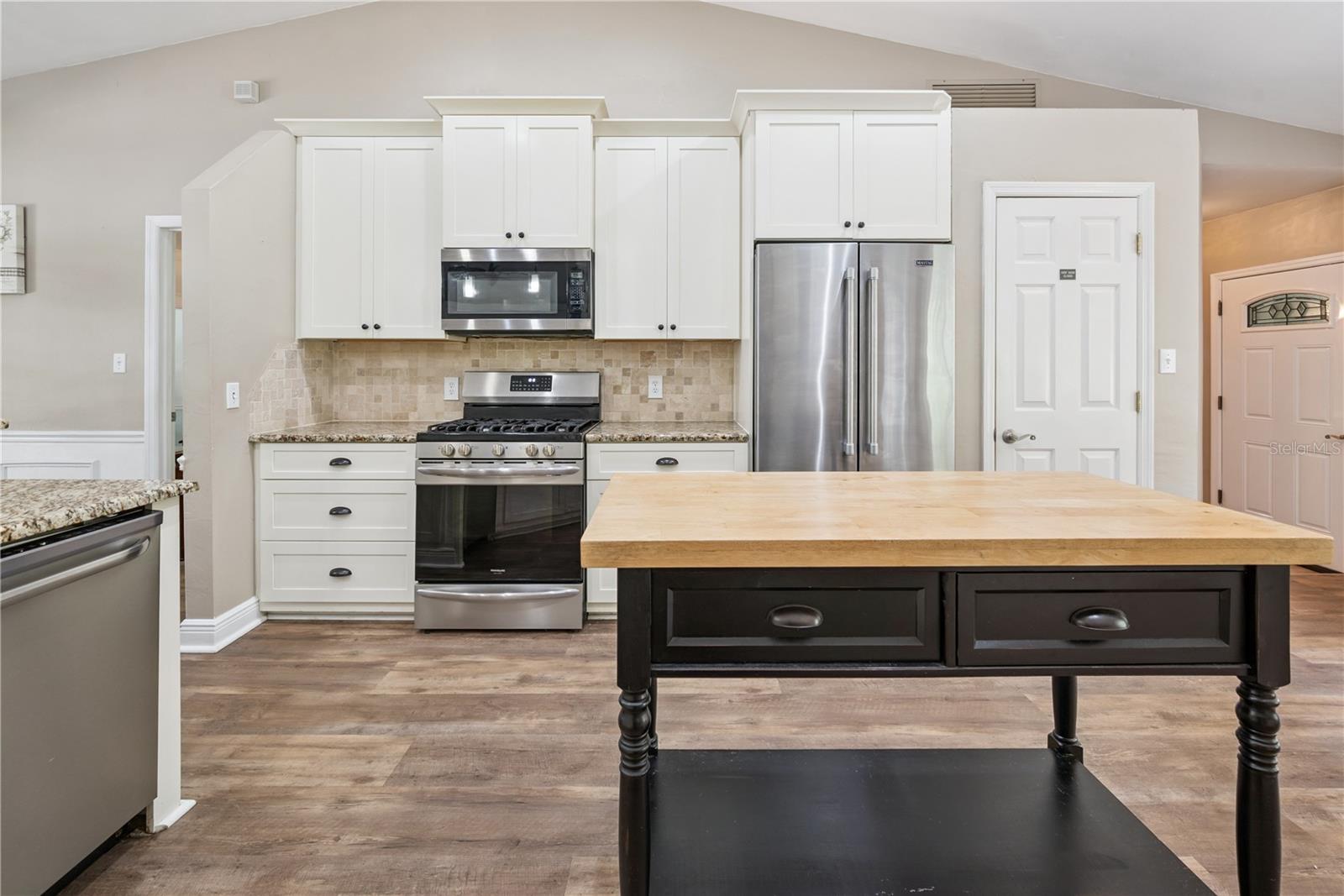 Image 33 of 53 For 6106 128th Street