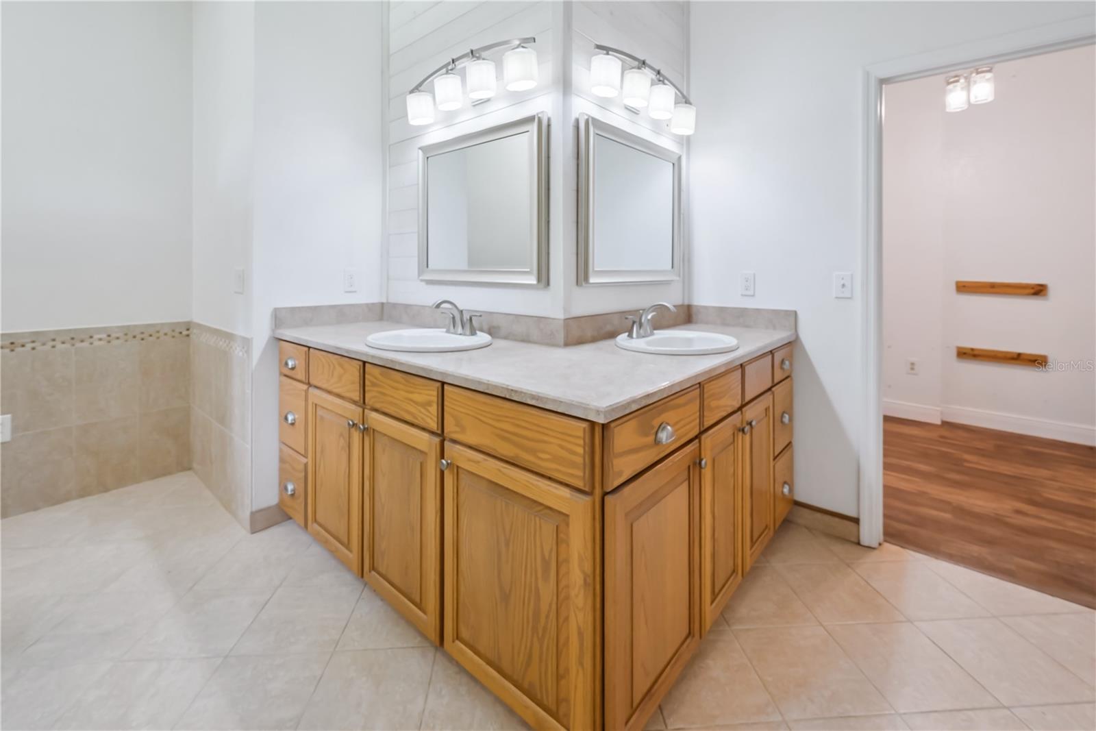 Image 45 of 53 For 6106 128th Street