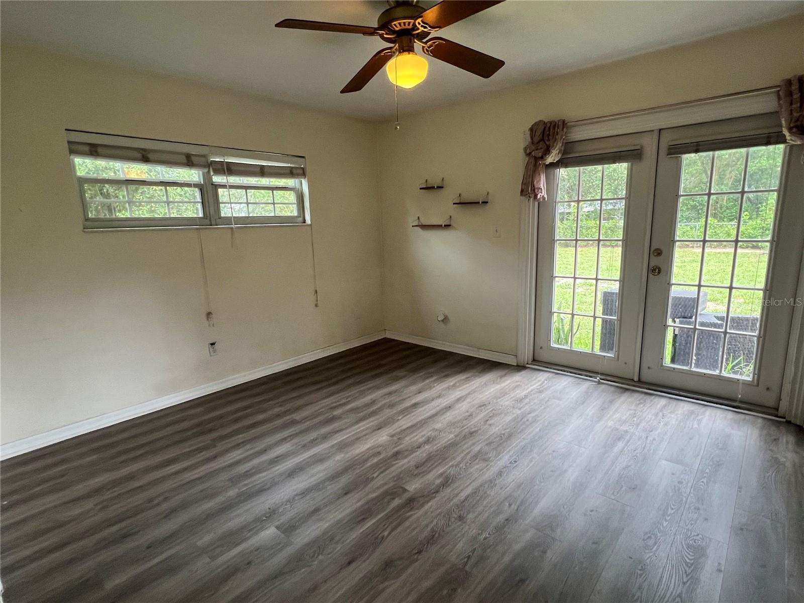 Image 12 of 20 For 4909 36th Drive