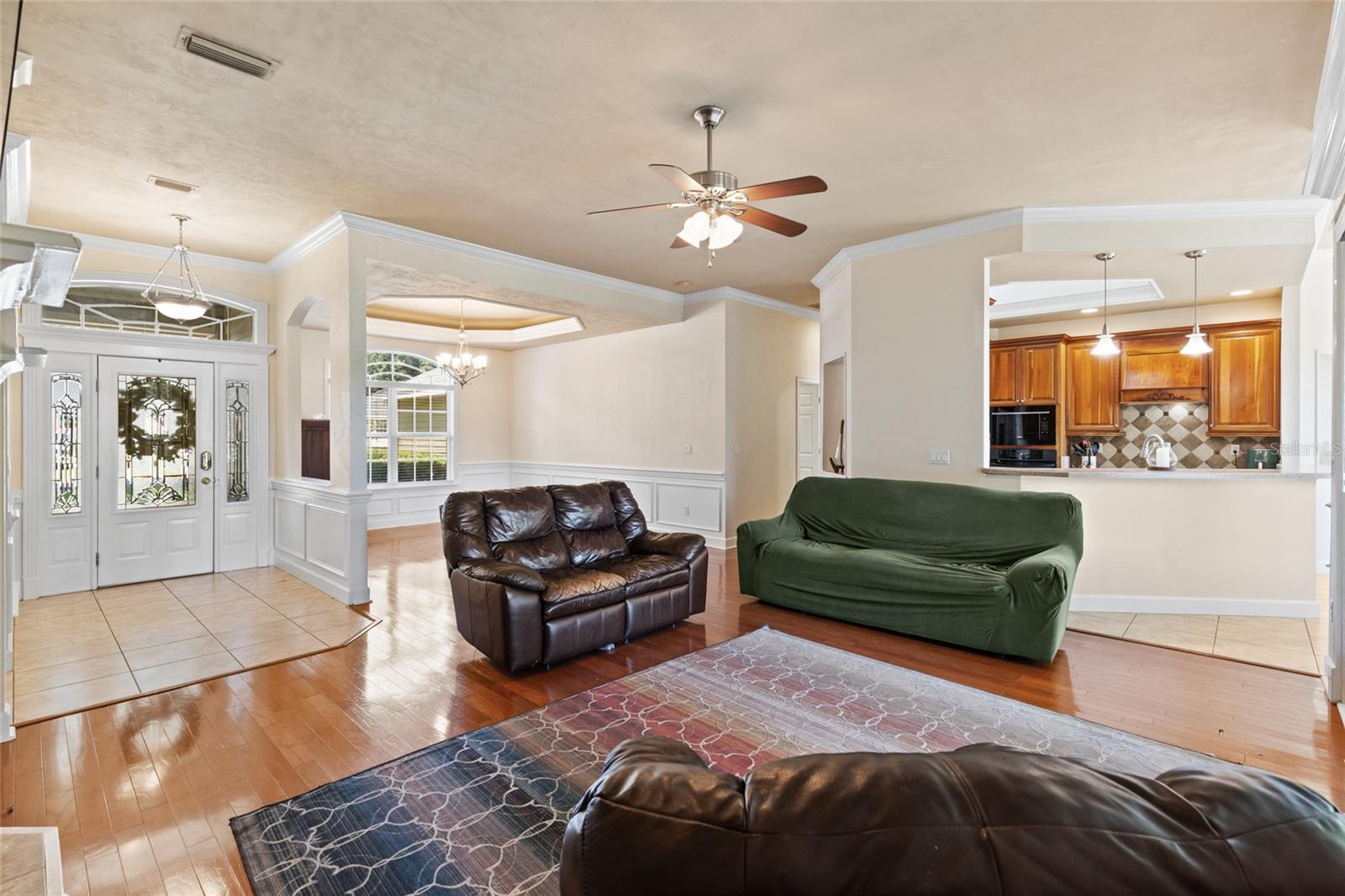 Image 10 of 35 For 7031 121st Avenue