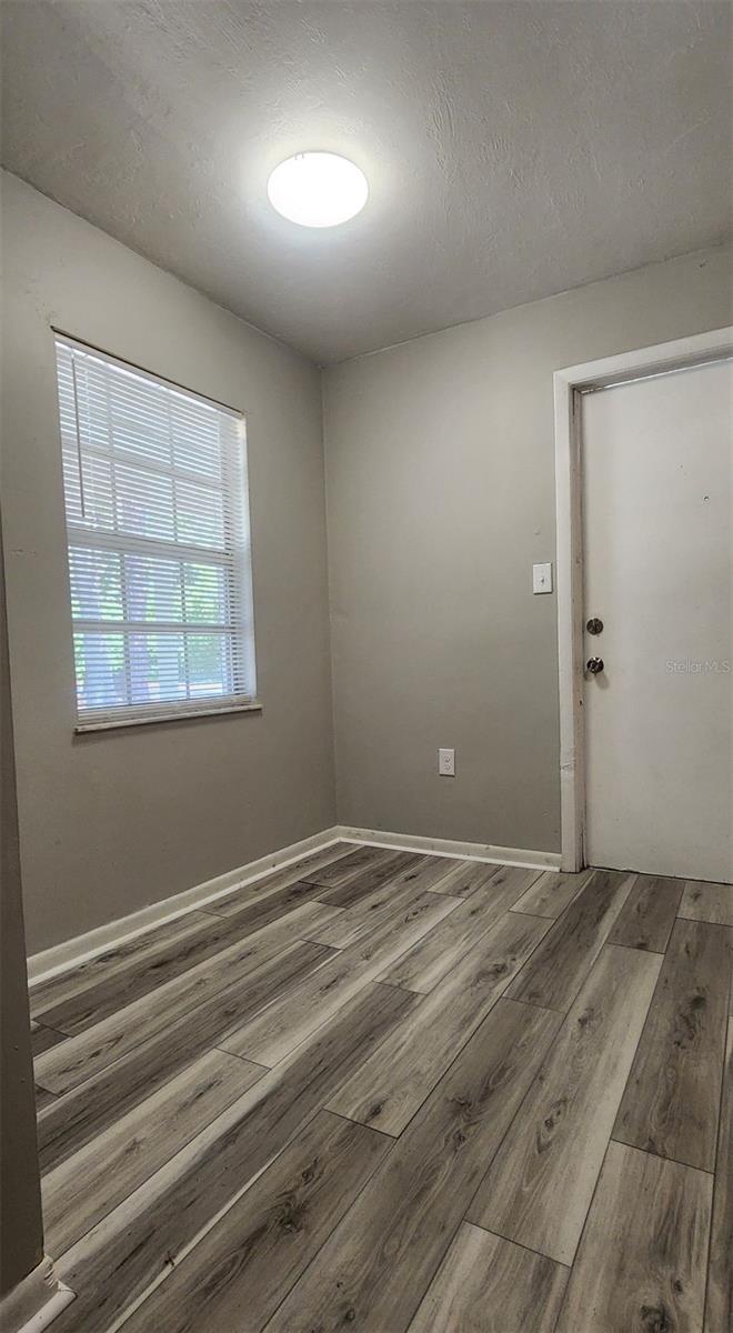 Image 8 of 11 For 722 12th Street