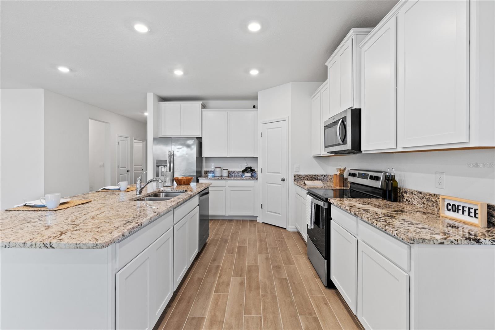 Image 16 of 39 For 1449 136th Terrace