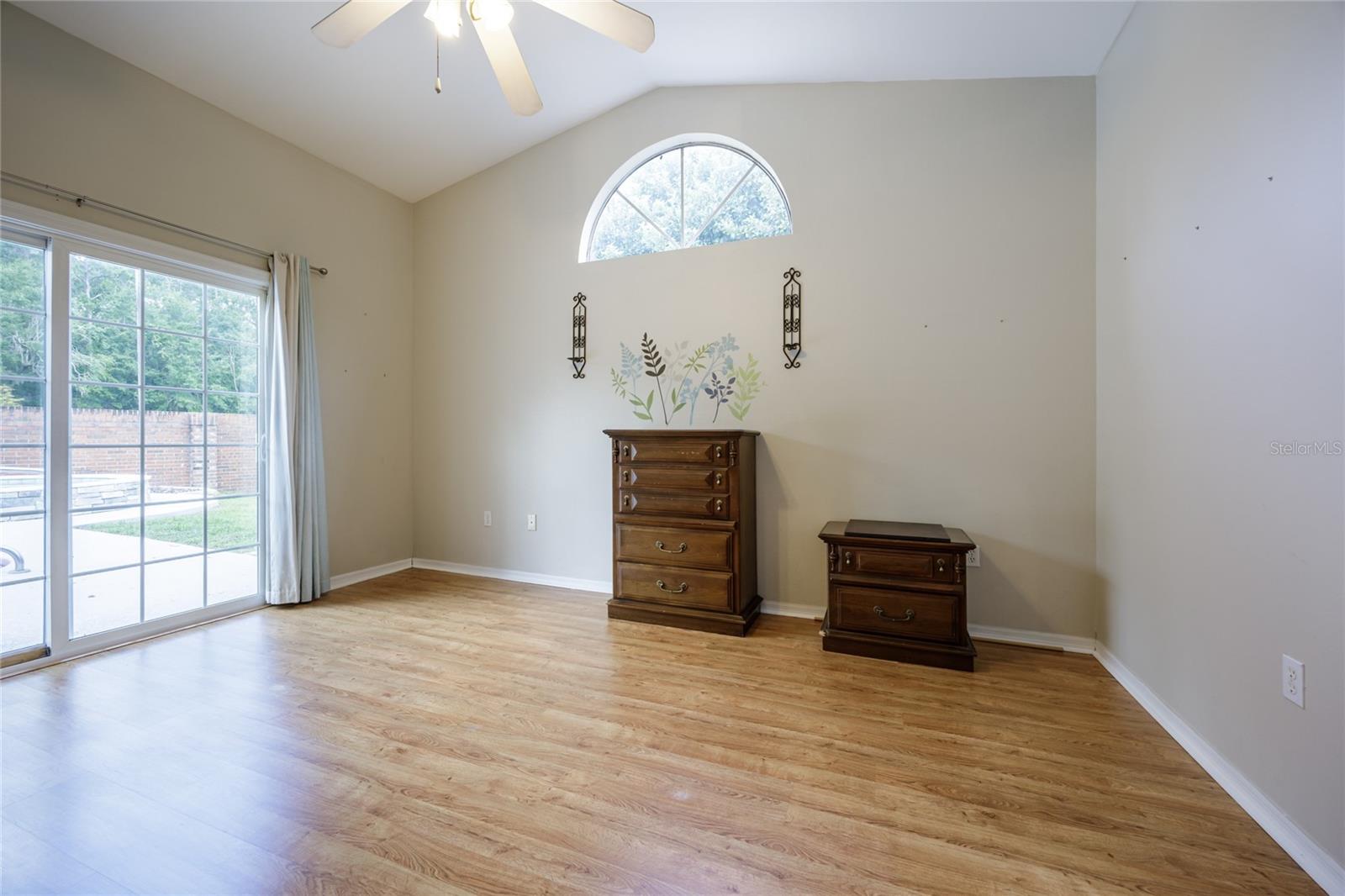 Image 26 of 48 For 6320 41st Drive