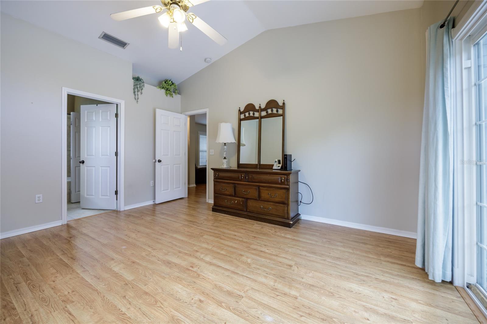 Image 28 of 48 For 6320 41st Drive