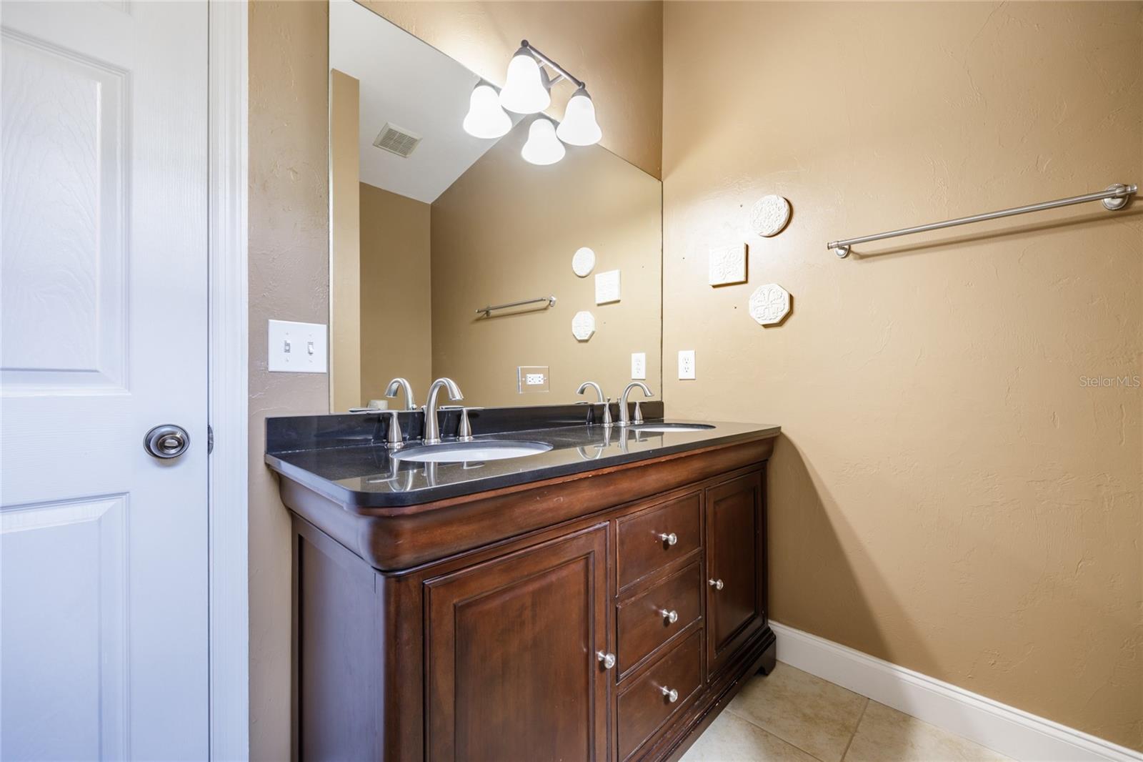 Image 30 of 48 For 6320 41st Drive