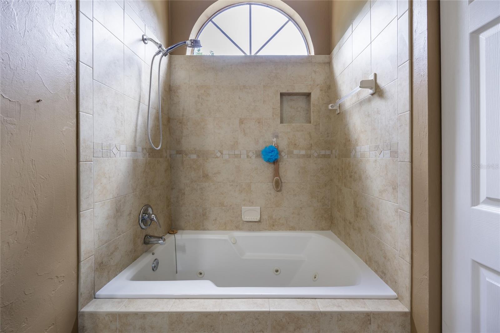 Image 31 of 48 For 6320 41st Drive