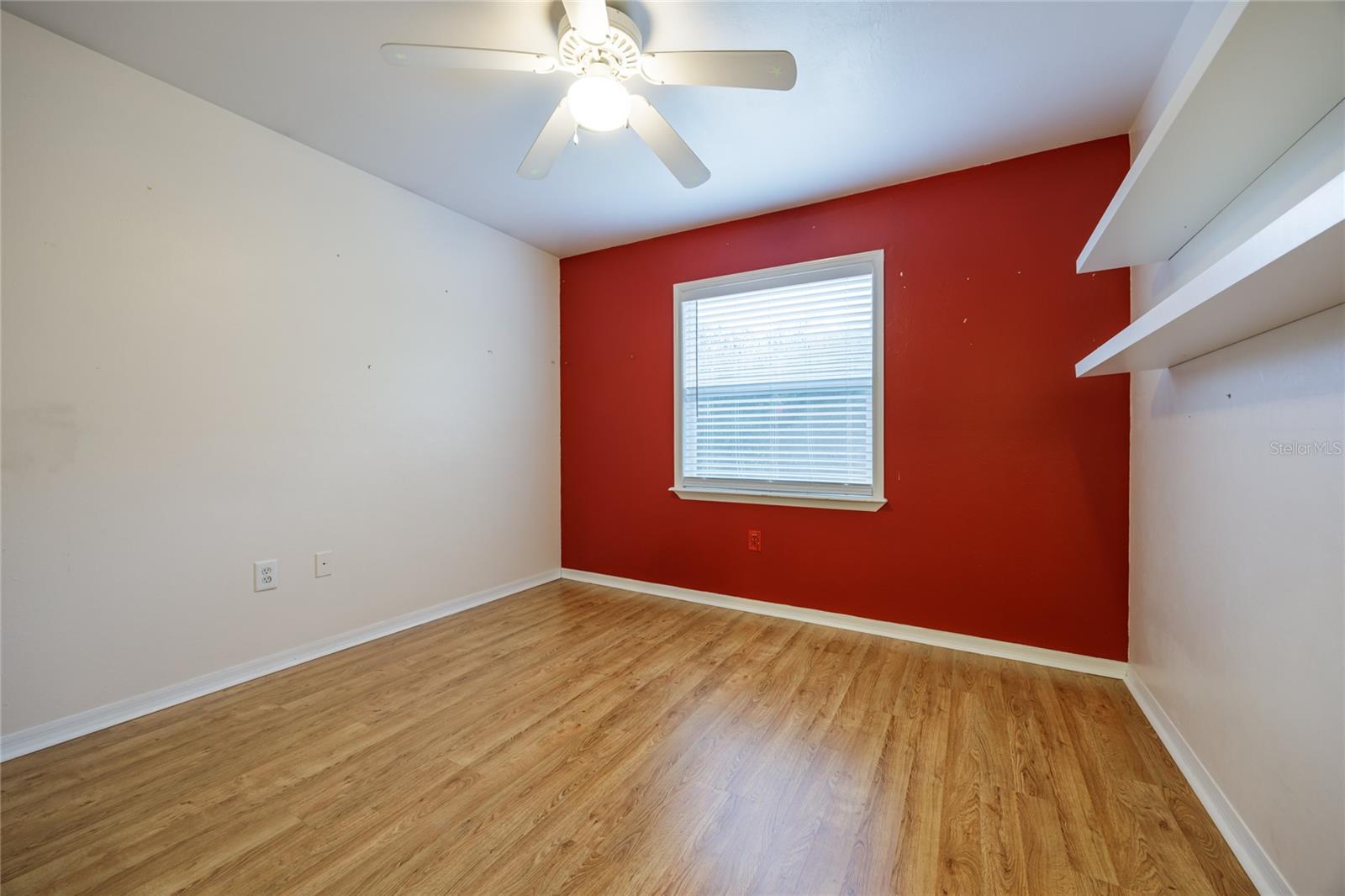 Image 32 of 48 For 6320 41st Drive