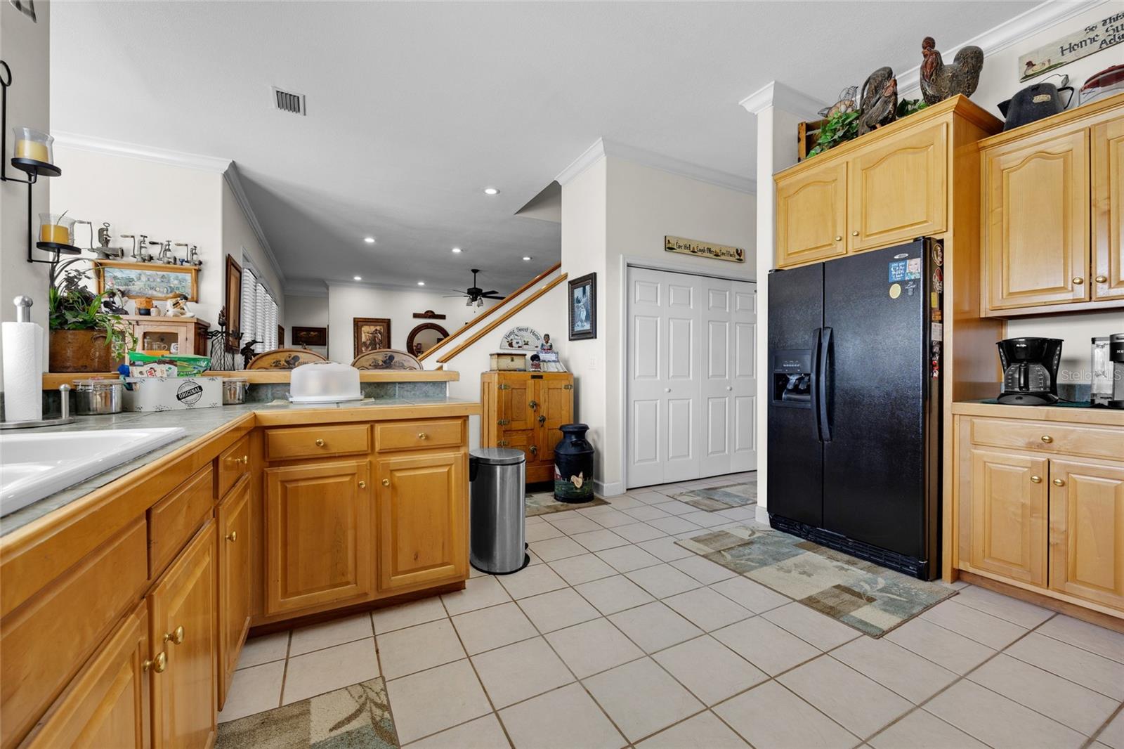 Image 11 of 75 For 550 Gabriel Place