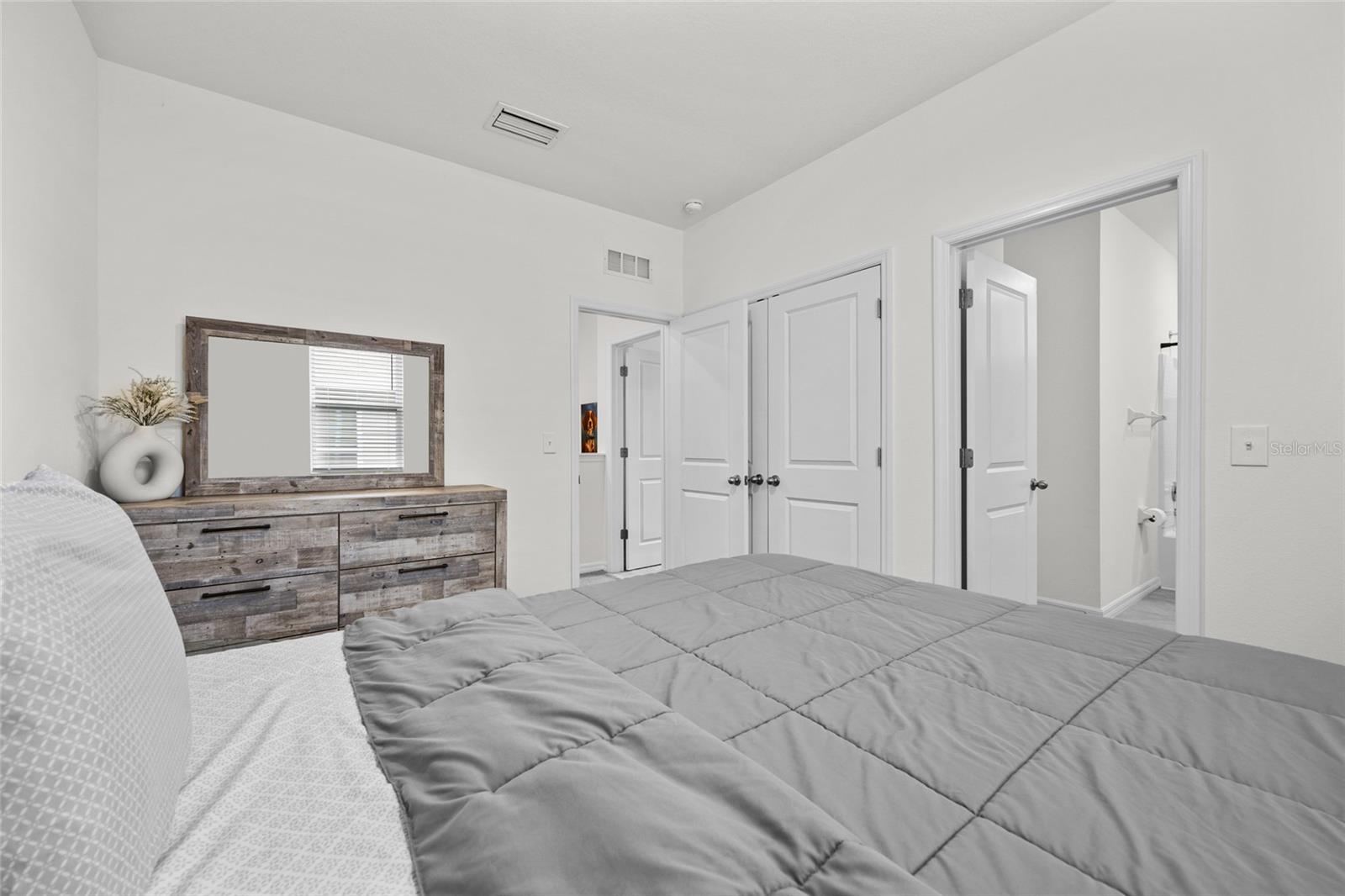 Image 17 of 27 For 13731 9th Road
