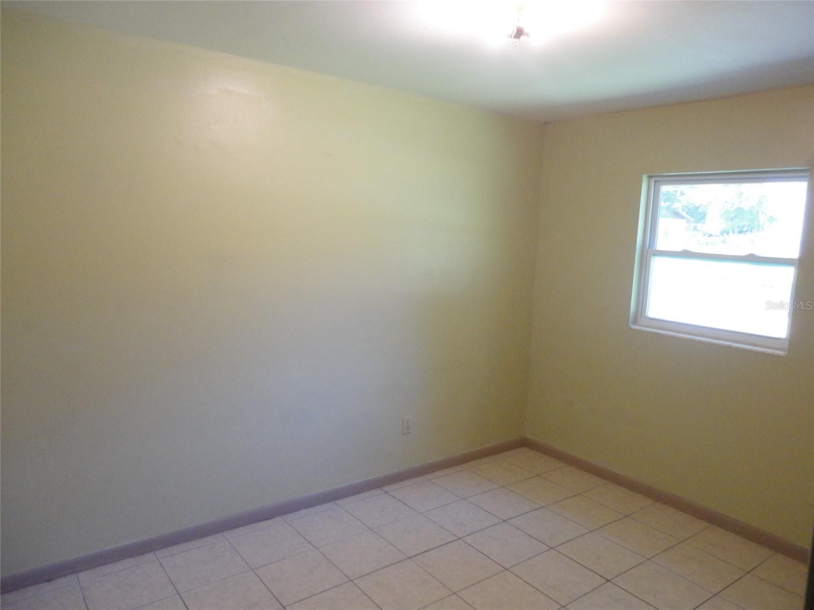 Image 10 of 14 For 2221 44th Terrace