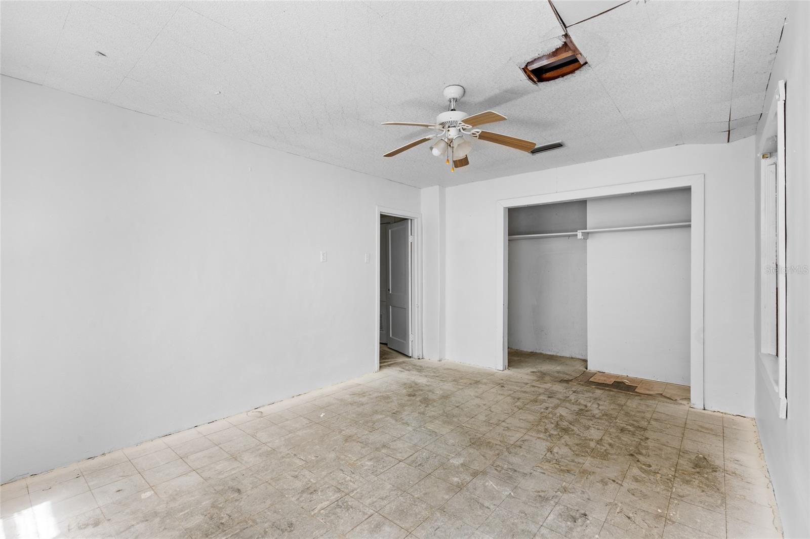 Image 21 of 34 For 7014 219th Terrace