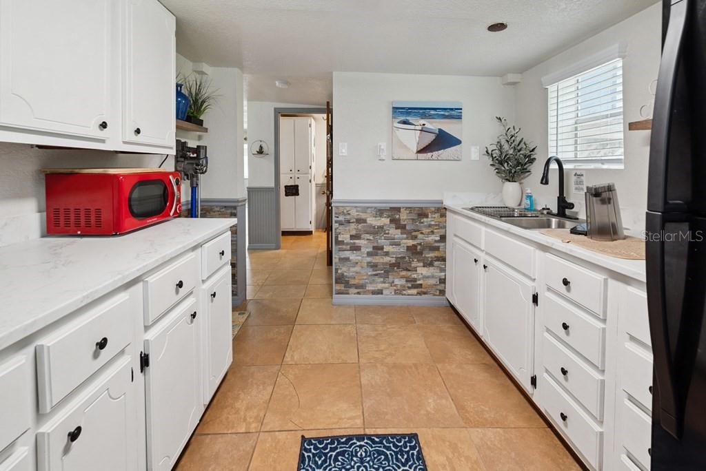 Image 47 of 84 For 102 931st Street