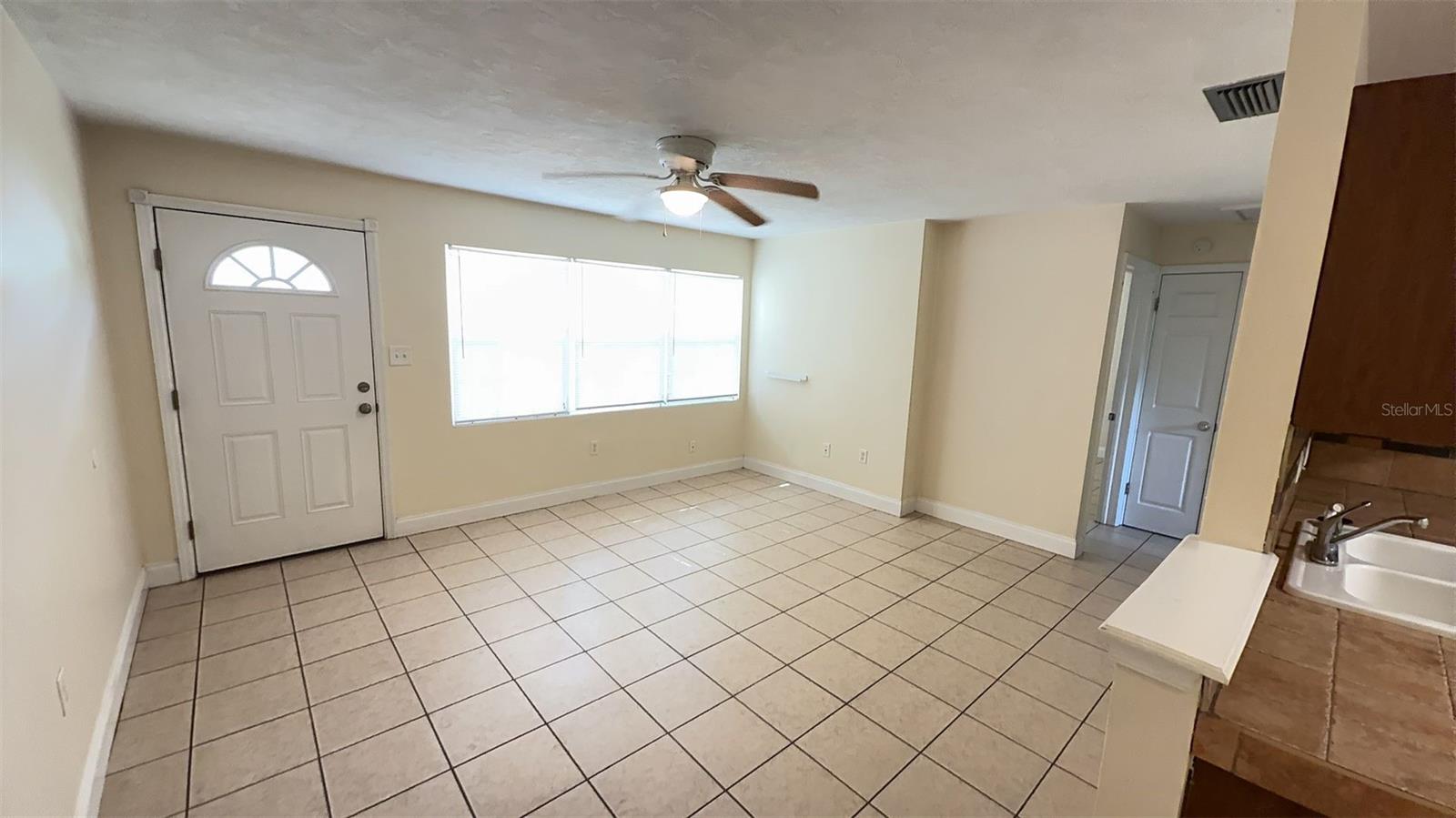 Image 3 of 6 For 2121 55th Street