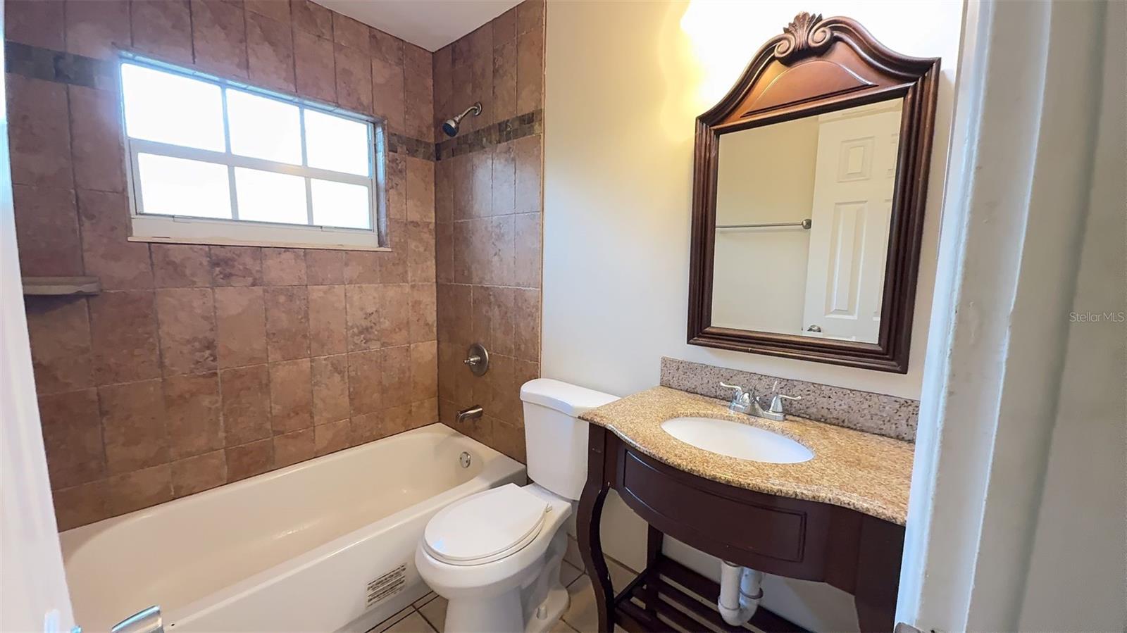 Image 6 of 6 For 2121 55th Street