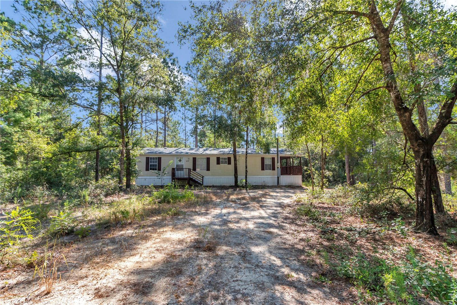 Image 2 of 33 For 6639 94th Avenue
