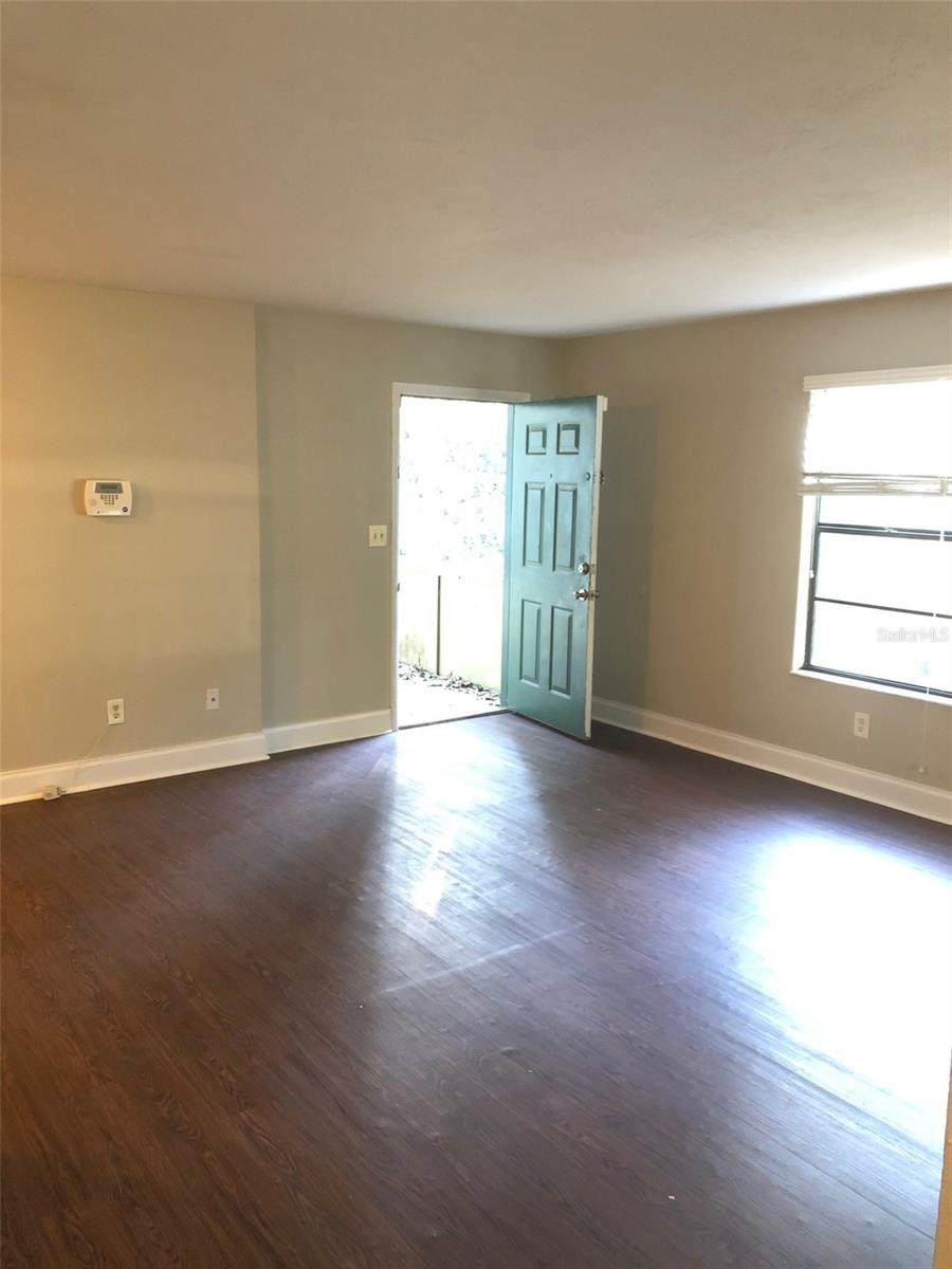 Image 11 of 13 For 7213 44th Place 6
