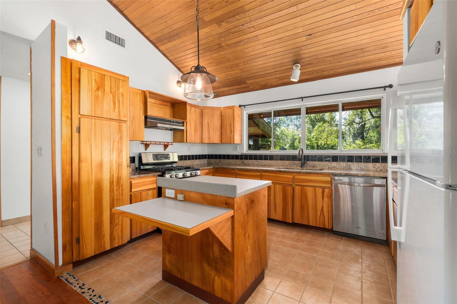 Image 7 of 35 For 12212 194th Terrace