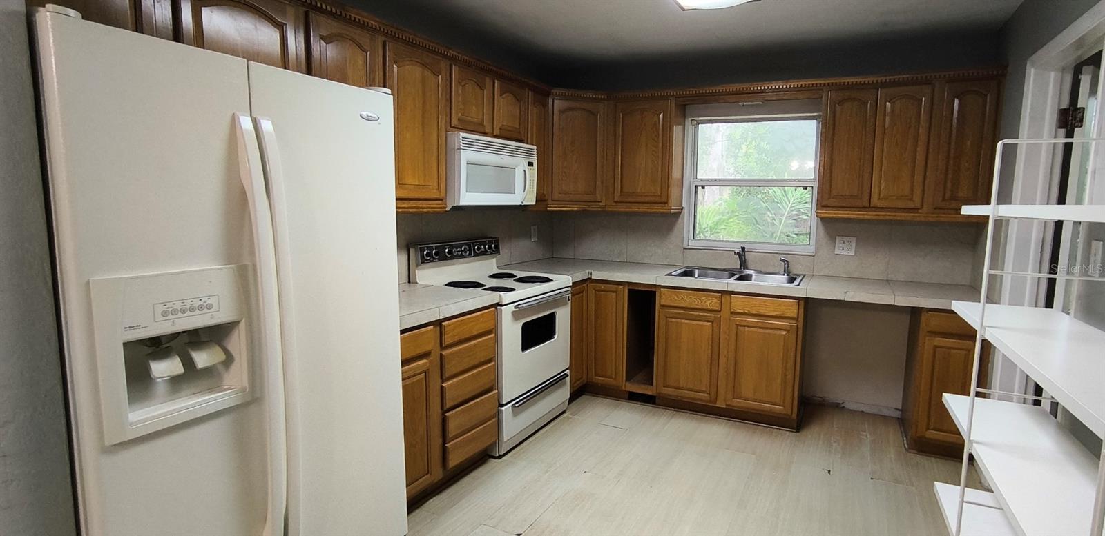 Image 8 of 31 For 1390 24th Avenue