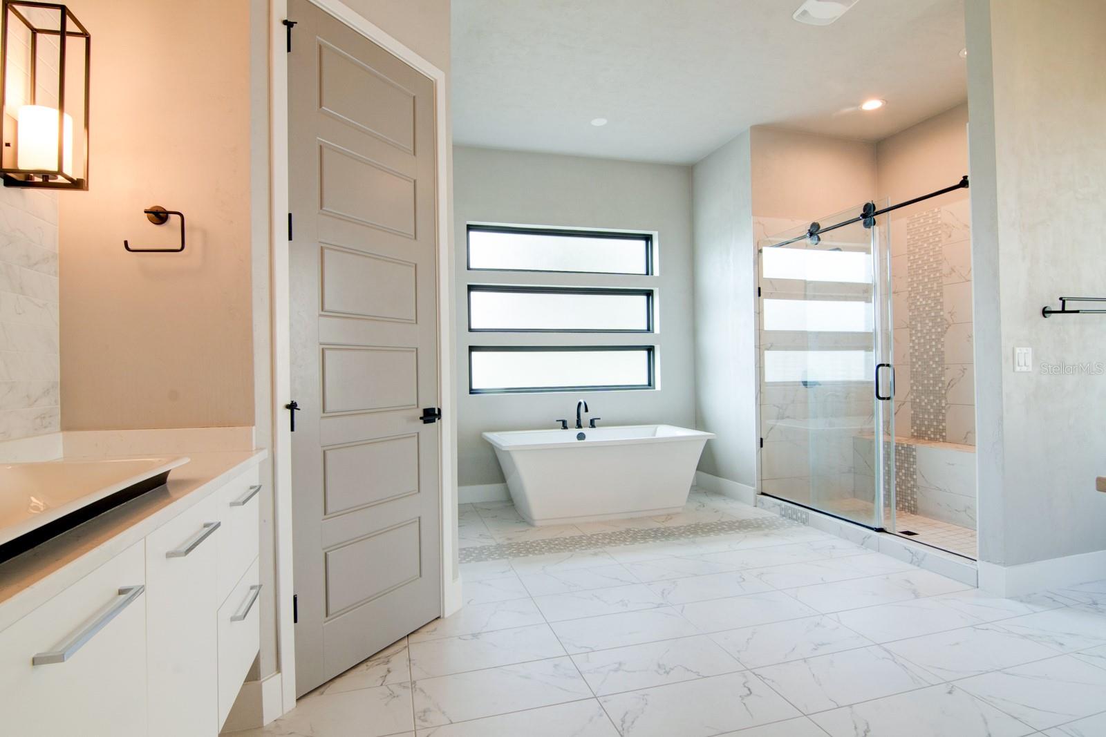 Image 11 of 26 For 861 120th Drive
