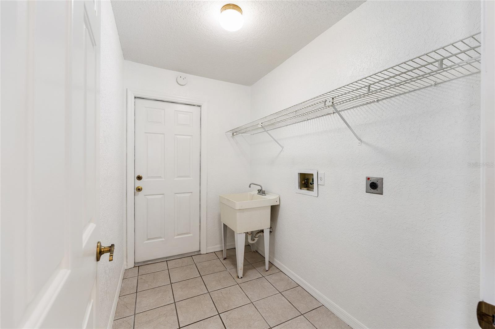 Image 22 of 26 For 10690 44th Terrace