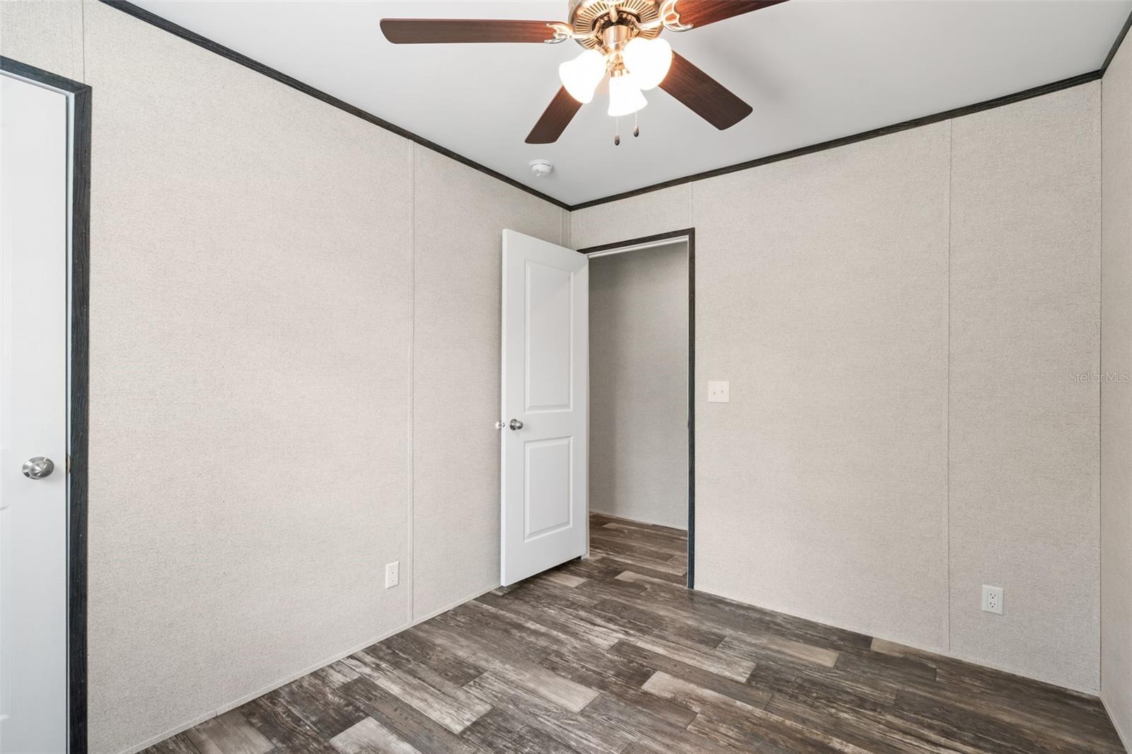 Image 19 of 24 For 5350 108 Terrace