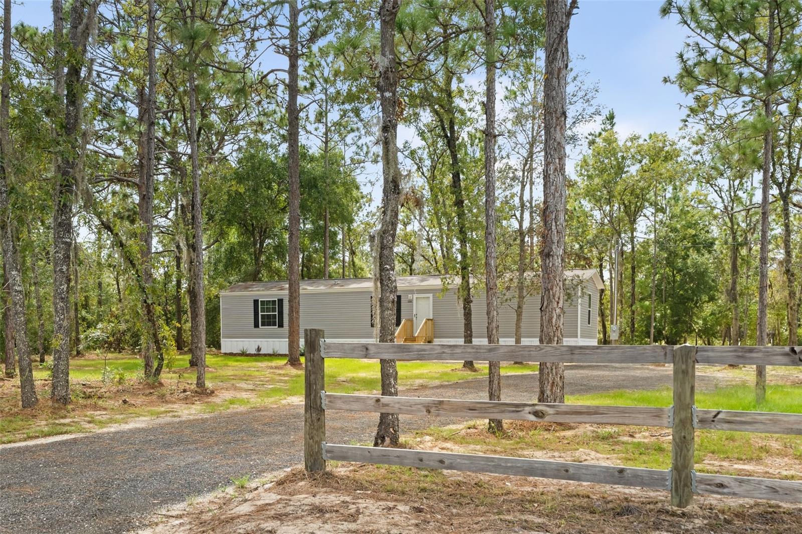 Image 2 of 24 For 5350 108 Terrace