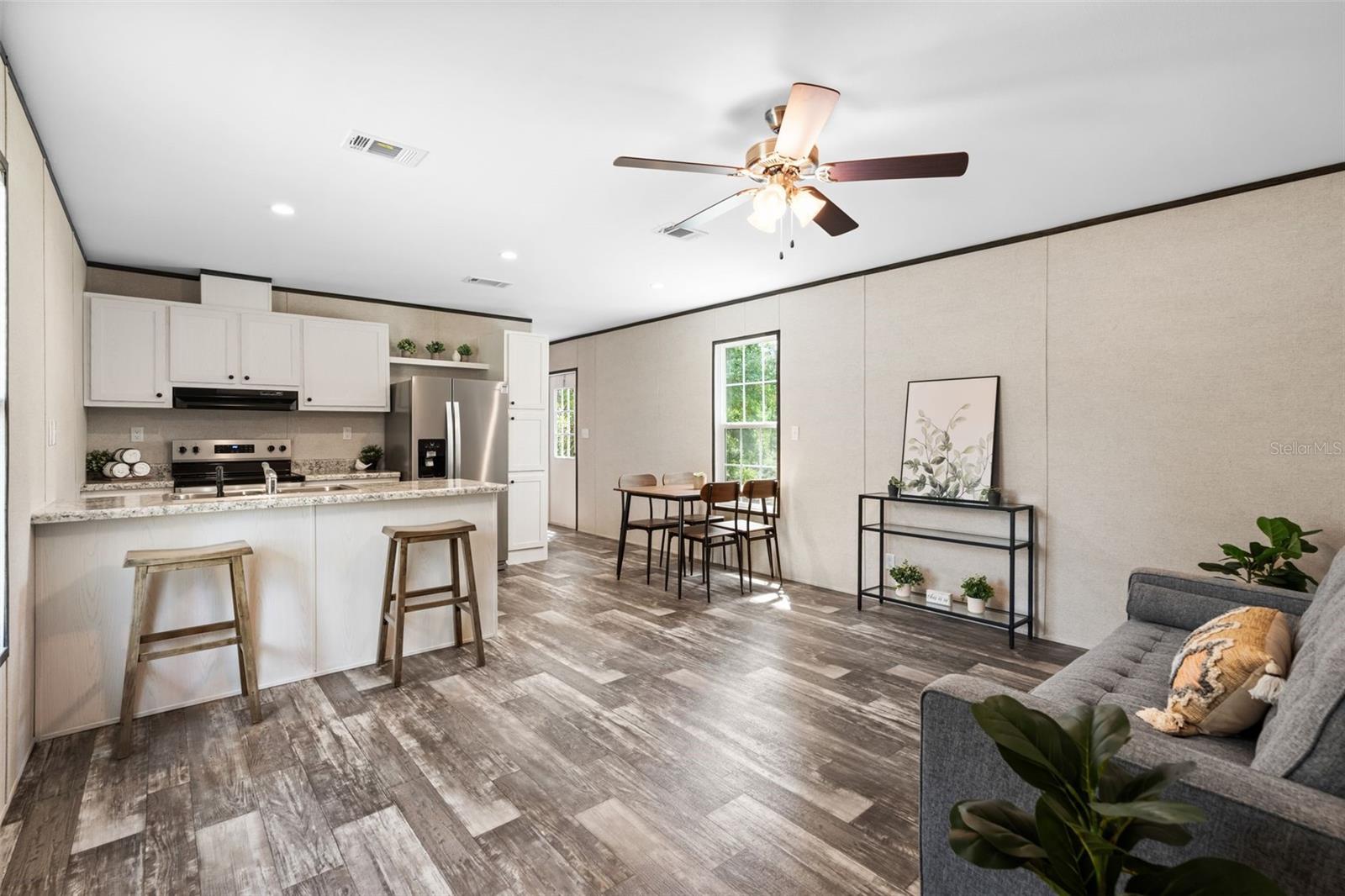 Image 4 of 24 For 5350 108 Terrace