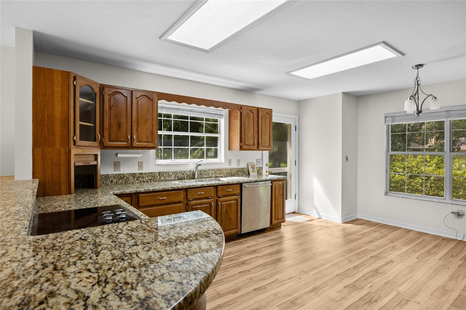 Image 12 of 35 For 3710 84th Street