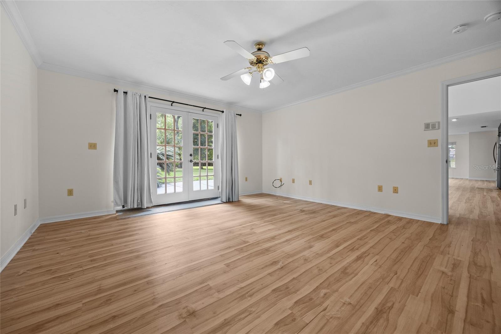 Image 17 of 35 For 3710 84th Street