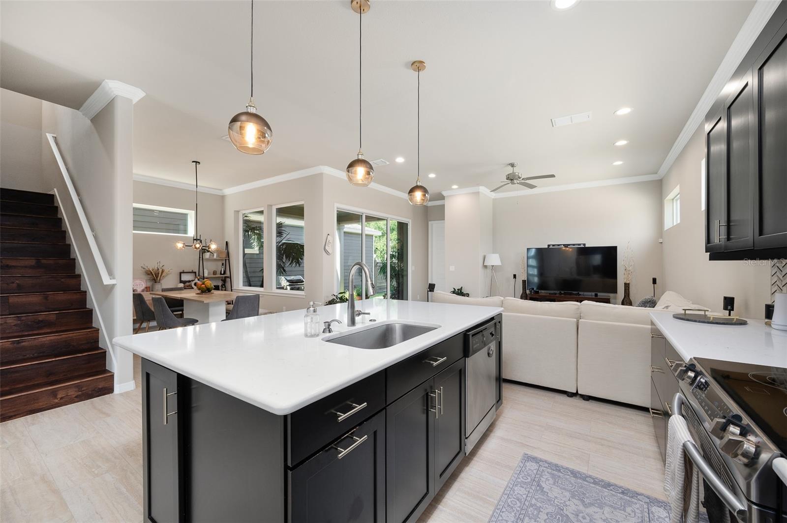 Image 16 of 56 For 6436 77th Street